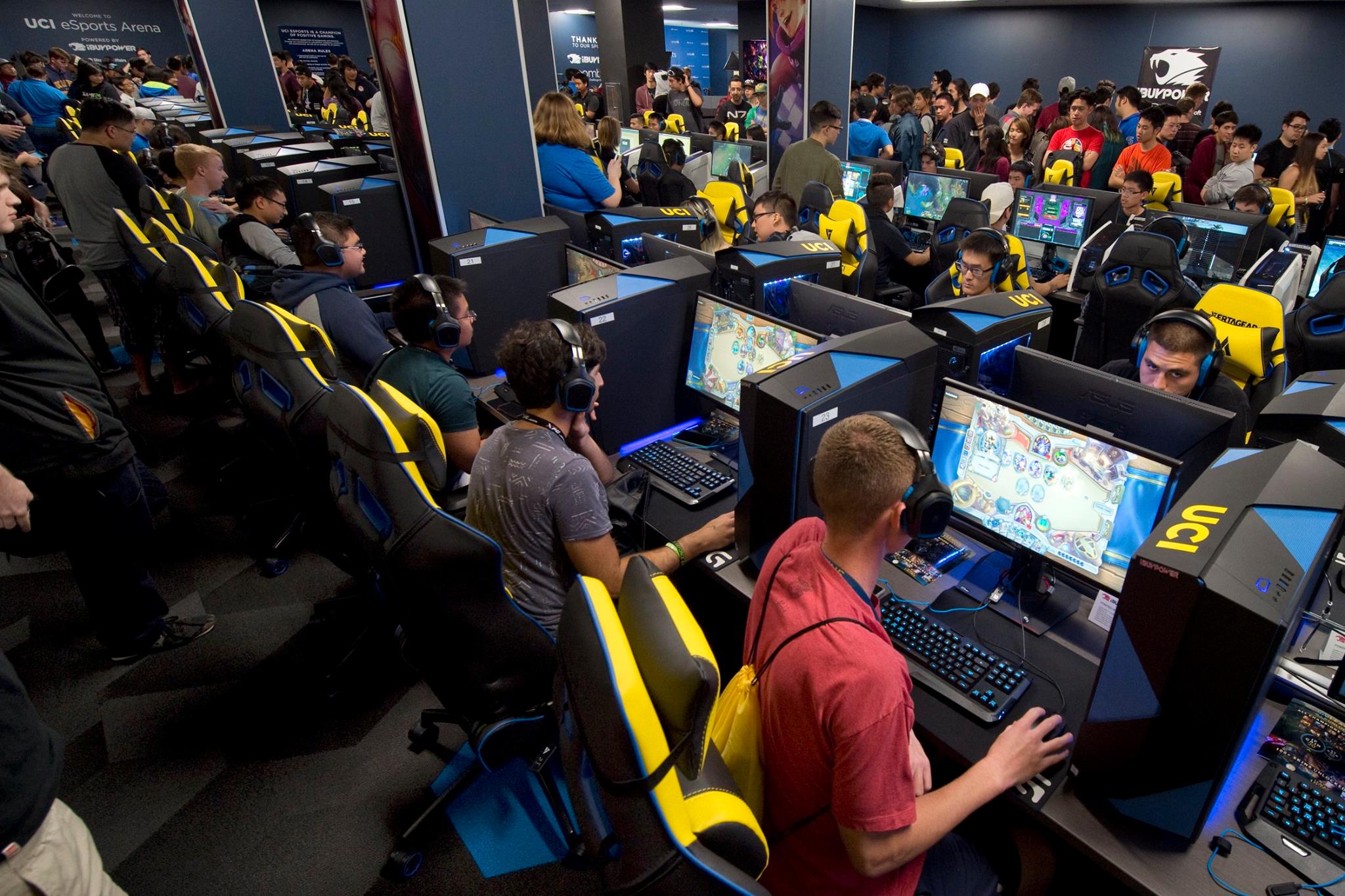 How eSports  Is Changing the College Sports Scene 